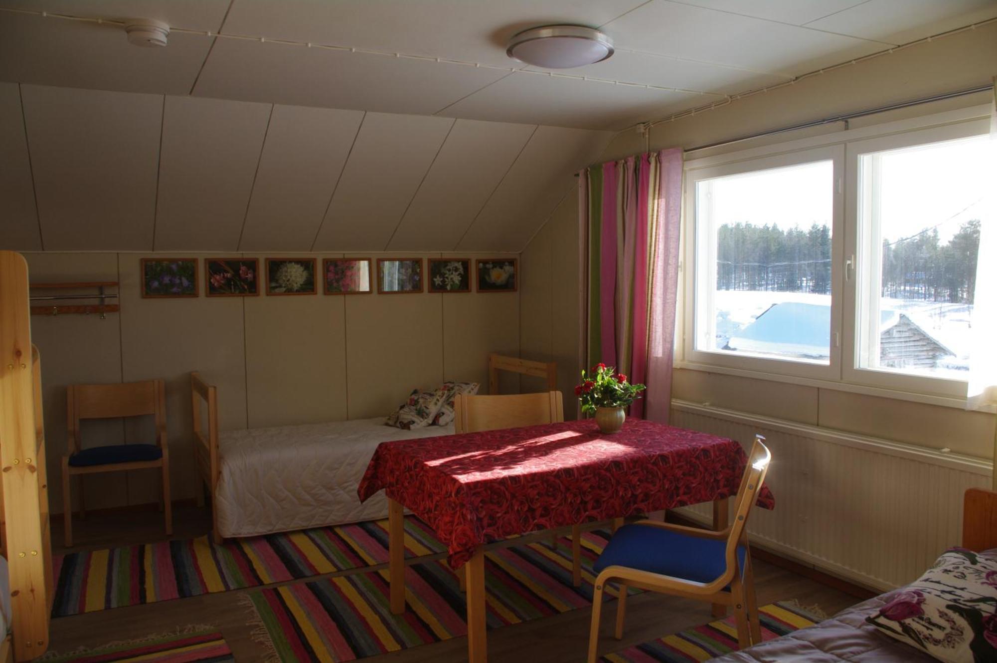 Aneen Loma Vacation And Cottages Posio Room photo
