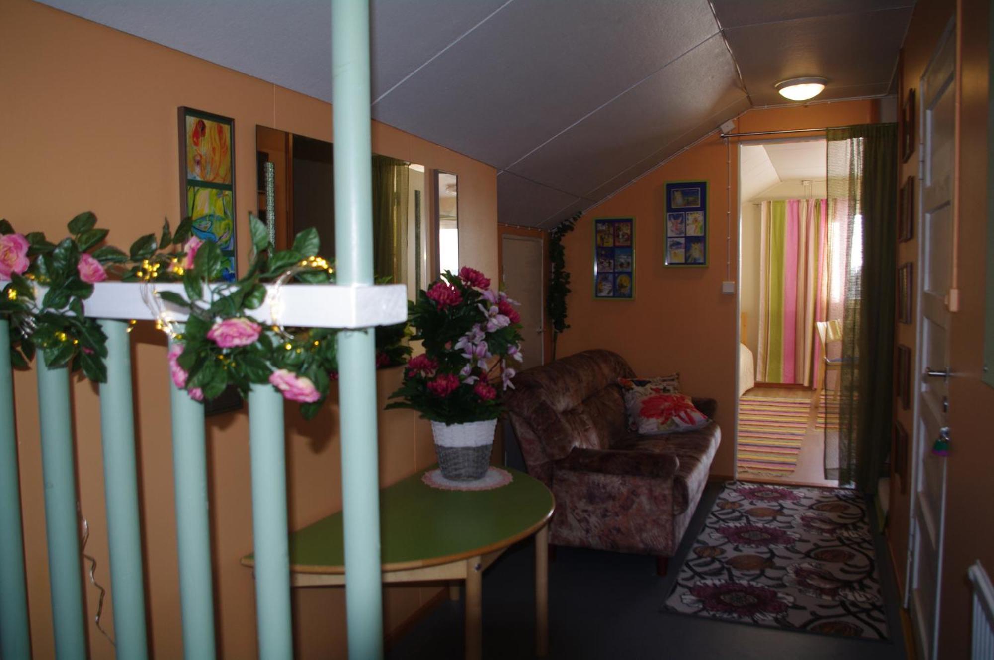 Aneen Loma Vacation And Cottages Posio Room photo