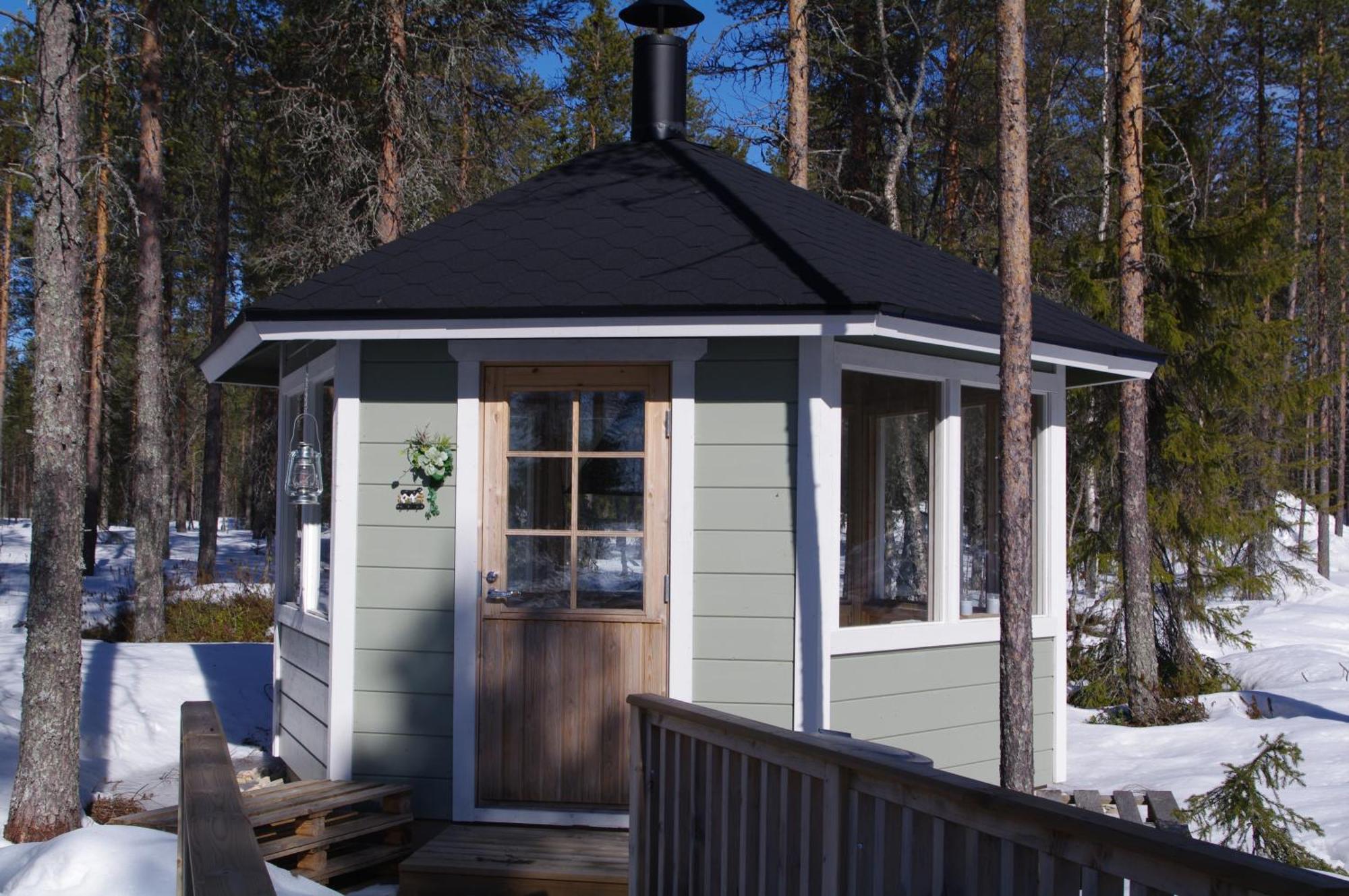 Aneen Loma Vacation And Cottages Posio Room photo